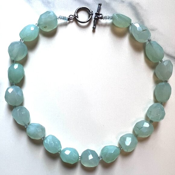 Luminous Natural Chalcedony Statement Necklace - Picture 3 of 6